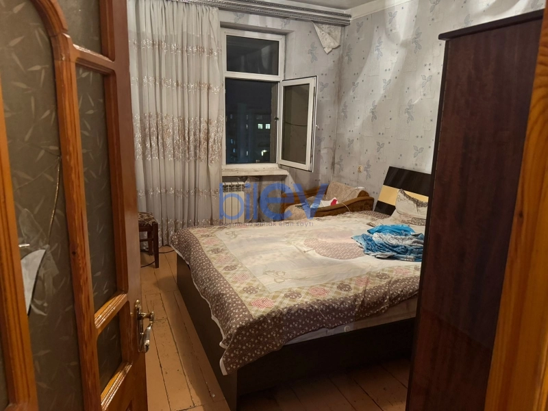 Aylıq Kirayə 3 otaqlı Köhnə Tikili bina evi  70m², Bakı