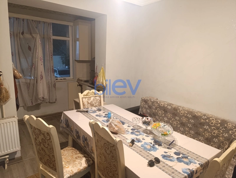 Aylıq Kirayə 2 otaqlı Köhnə Tikili bina evi  45m², Bakı