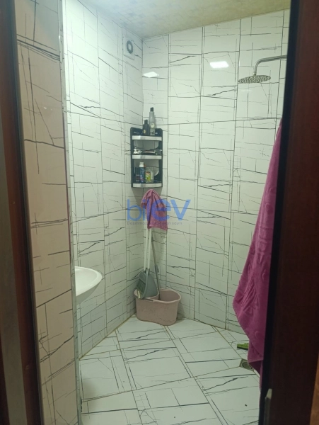 Aylıq Kirayə 2 otaqlı Köhnə Tikili bina evi  45m², Bakı