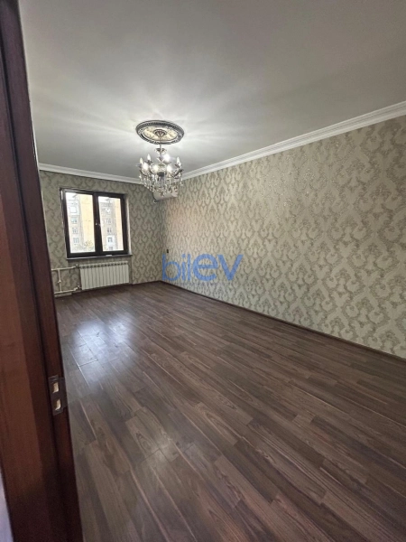 Aylıq Kirayə 2 otaqlı Köhnə Tikili bina evi  60m², Bakı