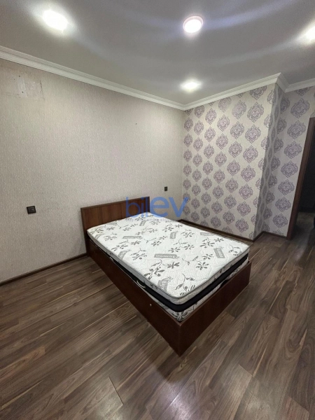 Aylıq Kirayə 2 otaqlı Köhnə Tikili bina evi  60m², Bakı