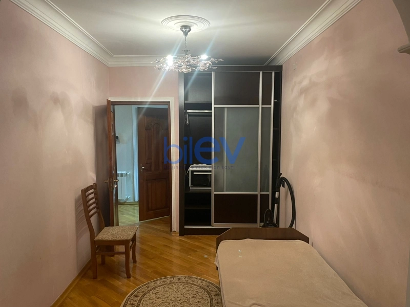 Aylıq Kirayə 3 otaqlı Köhnə Tikili bina evi  65m², Bakı