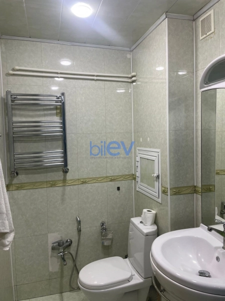Aylıq Kirayə 3 otaqlı Köhnə Tikili bina evi  65m², Bakı