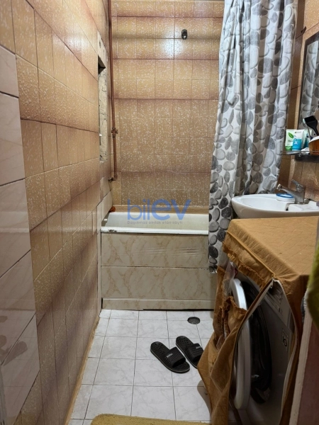 Satış 2 otaqlı Köhnə Tikili bina evi  55m², Bakı