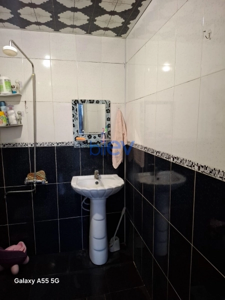 Satış 3 otaqlı Köhnə Tikili bina evi  75m², Gəncə