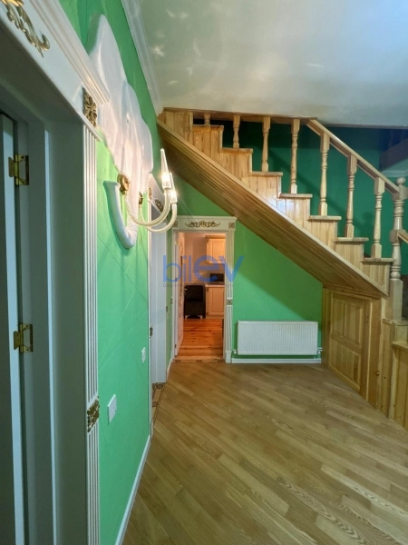 Aylıq Kirayə 4 otaqlı Həyət evi  130m², Bakı