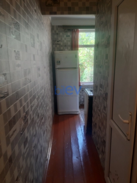 Aylıq Kirayə 1 otaqlı Köhnə Tikili bina evi  31m², Xırdalan