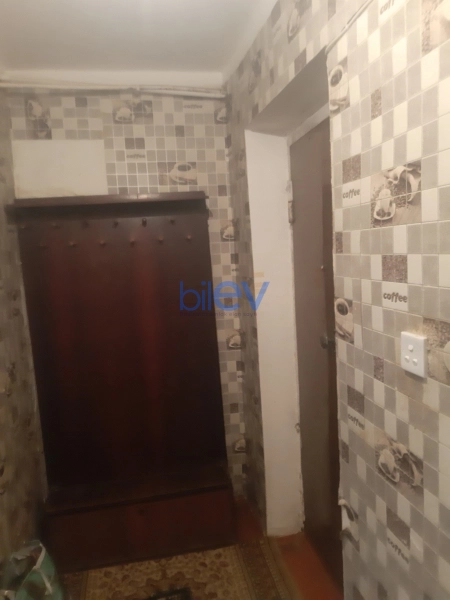 Aylıq Kirayə 1 otaqlı Köhnə Tikili bina evi  31m², Xırdalan