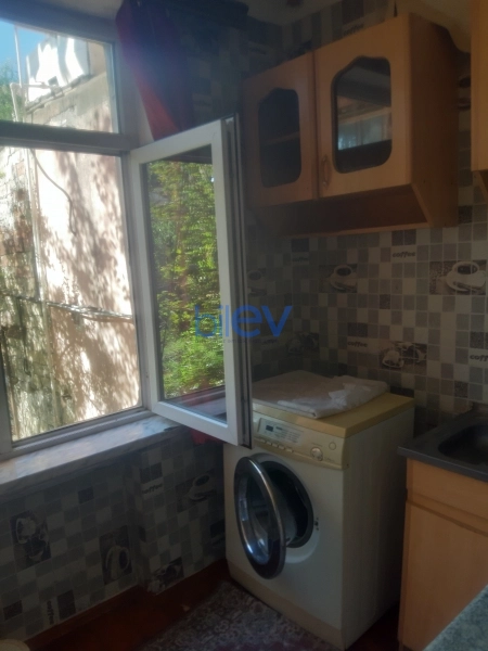 Aylıq Kirayə 1 otaqlı Köhnə Tikili bina evi  31m², Xırdalan