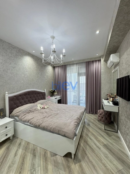 Satış 4 otaqlı Yeni Tikili bina evi  146m², Bakı