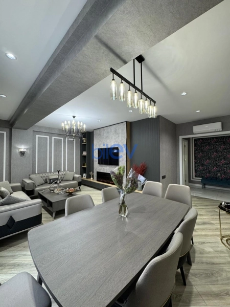 Satış 4 otaqlı Yeni Tikili bina evi  146m², Bakı