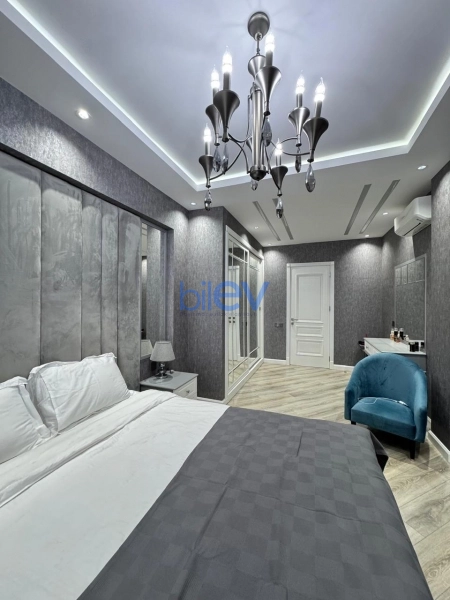 Satış 4 otaqlı Yeni Tikili bina evi  146m², Bakı