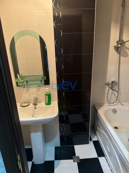 Aylıq Kirayə 2 otaqlı Yeni Tikili bina evi  70m², Bakı