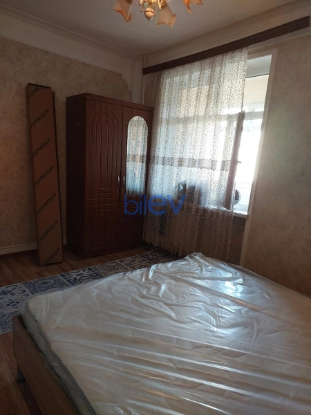 Aylıq Kirayə 3 otaqlı Köhnə Tikili bina evi  60m², Bakı