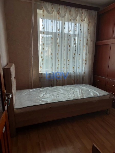 Aylıq Kirayə 3 otaqlı Köhnə Tikili bina evi  60m², Bakı