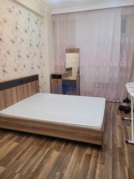 Aylıq Kirayə 2 otaqlı Yeni Tikili bina evi  75m², Bakı