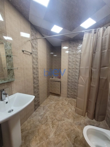 Aylıq Kirayə 2 otaqlı Yeni Tikili bina evi  75m², Bakı