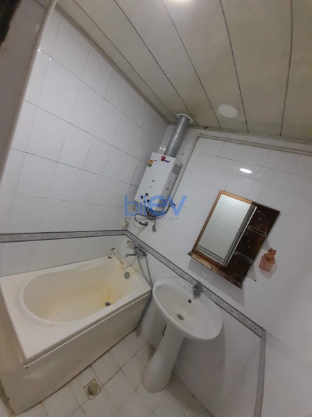 Aylıq Kirayə 2 otaqlı Köhnə Tikili bina evi  55m², Bakı