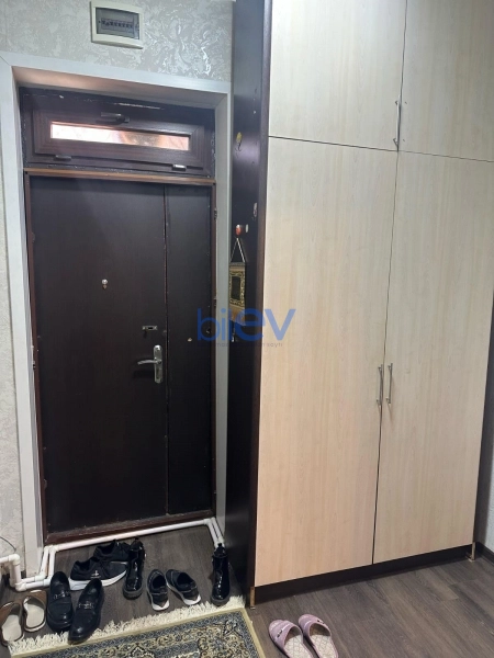 Aylıq Kirayə 2 otaqlı Köhnə Tikili bina evi  60m², Bakı