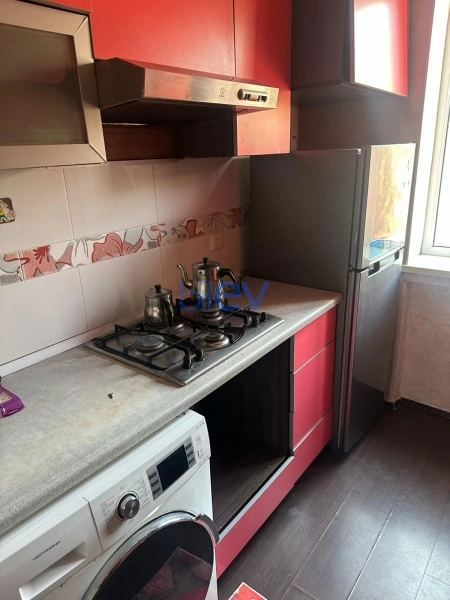 Aylıq Kirayə 2 otaqlı Köhnə Tikili bina evi  60m², Bakı
