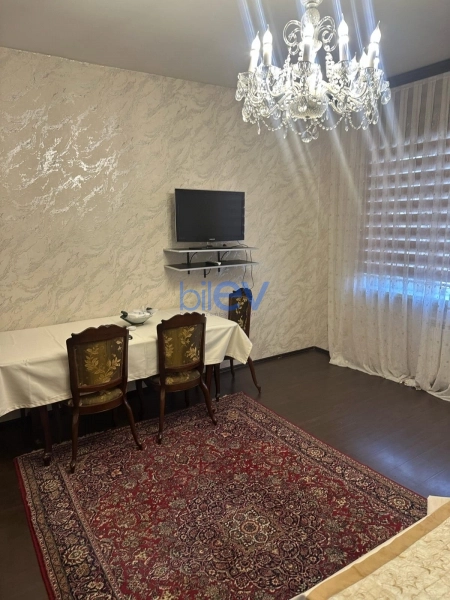 Aylıq Kirayə 2 otaqlı Köhnə Tikili bina evi  60m², Bakı