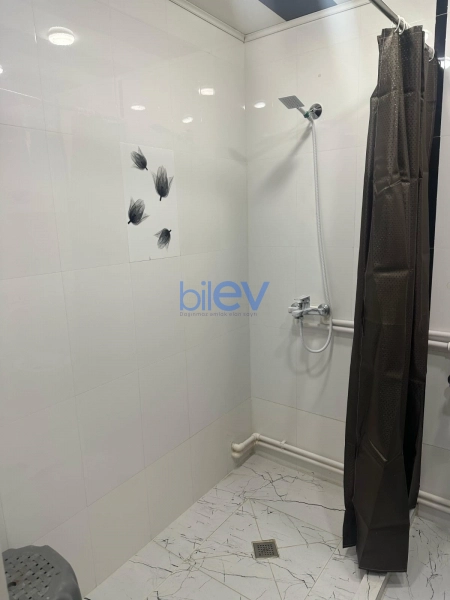 Aylıq Kirayə 2 otaqlı Köhnə Tikili bina evi  60m², Bakı
