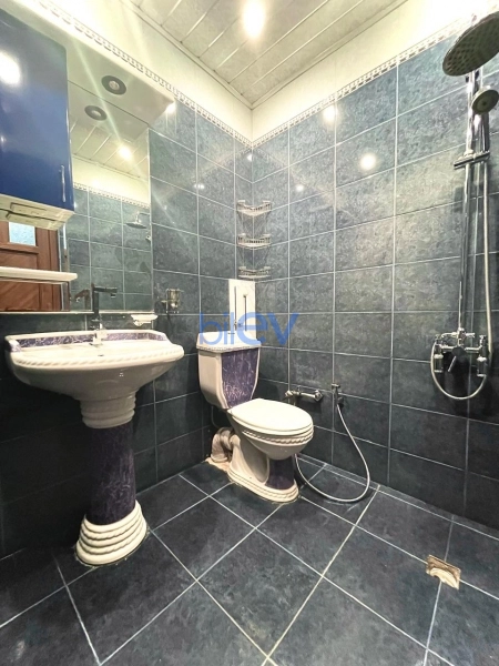 Aylıq Kirayə 2 otaqlı Yeni Tikili bina evi  66m², Bakı