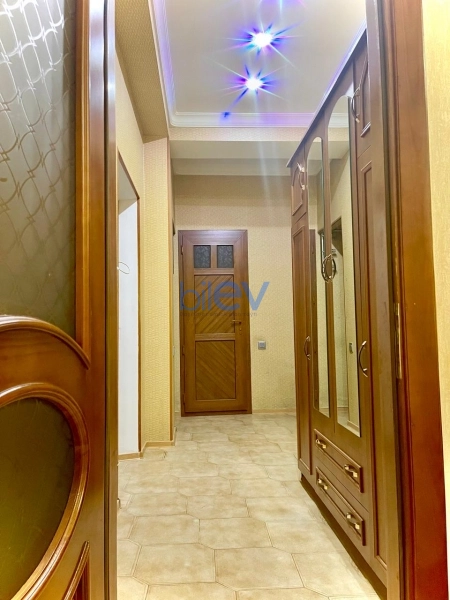 Aylıq Kirayə 2 otaqlı Yeni Tikili bina evi  66m², Bakı