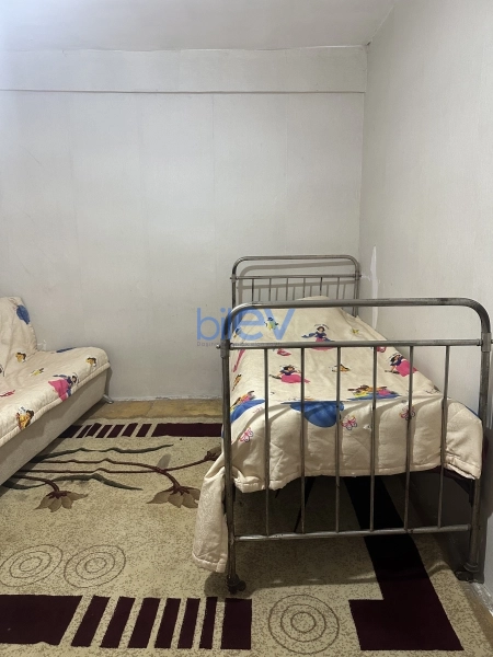 Aylıq Kirayə 1 otaqlı Köhnə Tikili bina evi  50m², Bakı