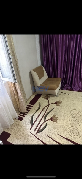 Aylıq Kirayə 1 otaqlı Köhnə Tikili bina evi  50m², Bakı