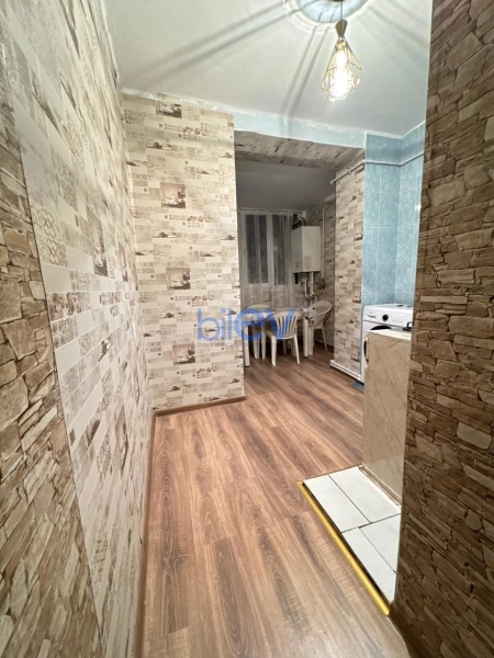 Aylıq Kirayə 2 otaqlı Köhnə Tikili bina evi  57m², Bakı