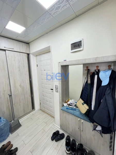 Satış 2 otaqlı Köhnə Tikili bina evi  45m², Bakı