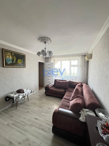 Satış 2 otaqlı Köhnə Tikili bina evi  45m², Bakı