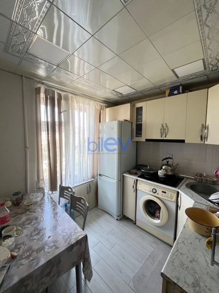 Satış 2 otaqlı Köhnə Tikili bina evi  45m², Bakı