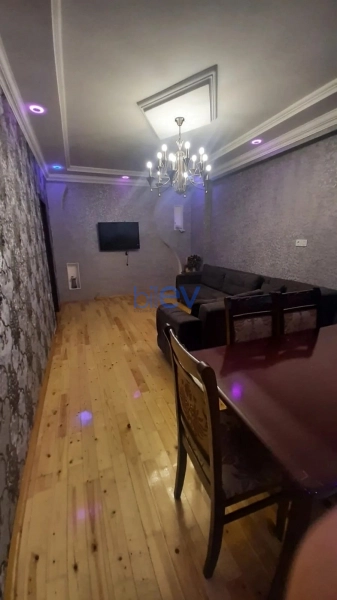 Aylıq Kirayə 2 otaqlı Yeni Tikili bina evi  78m², Bakı