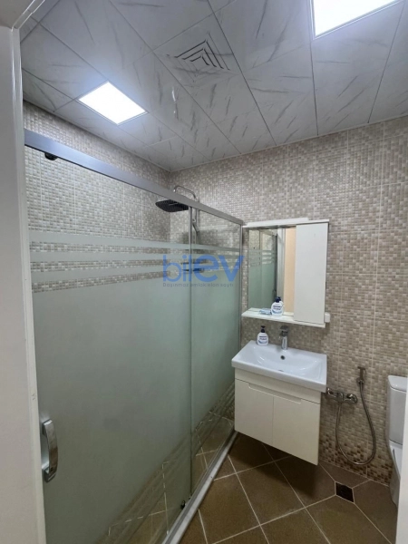 Aylıq Kirayə 2 otaqlı Yeni Tikili bina evi  94m², Bakı