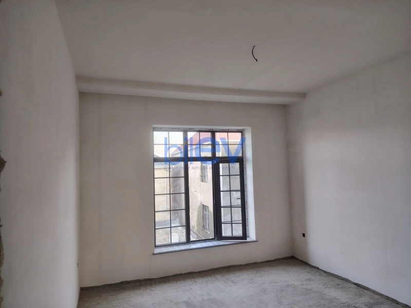 Satış 6 otaqlı Həyət evi  240m², Bakı