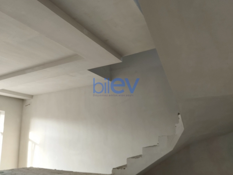 Satış 6 otaqlı Həyət evi  240m², Bakı