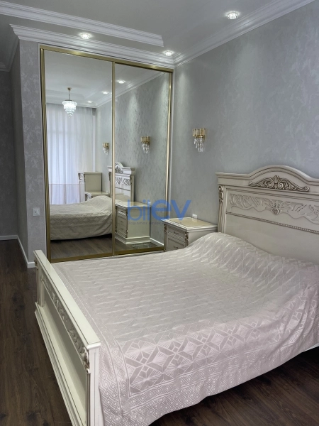 Satış 2 otaqlı Yeni Tikili bina evi  110m², Bakı
