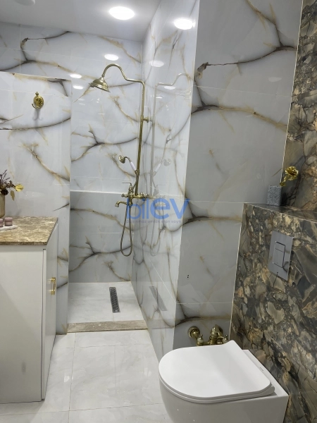 Satış 2 otaqlı Yeni Tikili bina evi  110m², Bakı