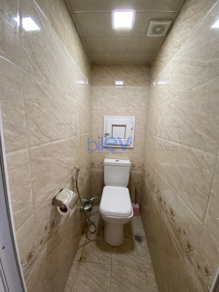 Satış 2 otaqlı Köhnə Tikili bina evi  70m², Bakı