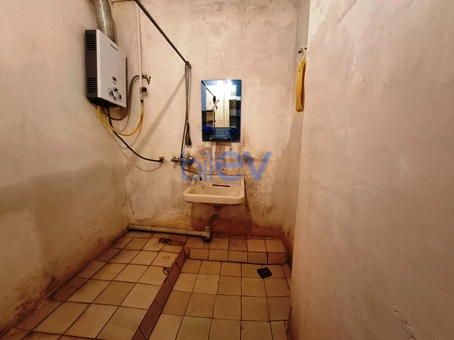 Satış 3 otaqlı Köhnə Tikili bina evi  80m², Bakı