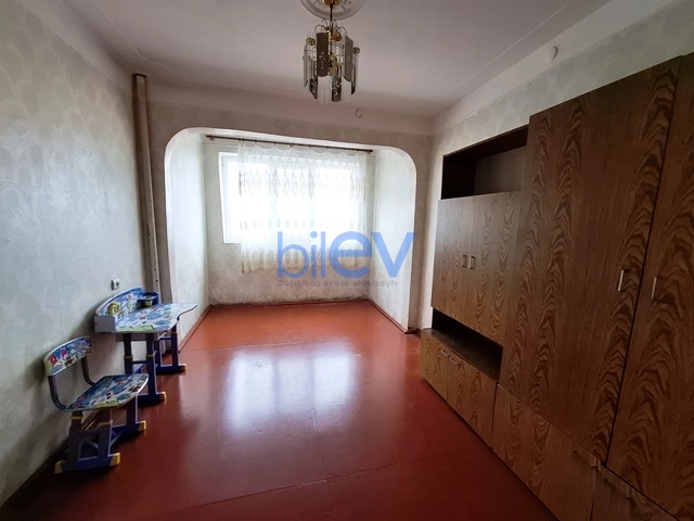 Satış 3 otaqlı Köhnə Tikili bina evi  80m², Bakı