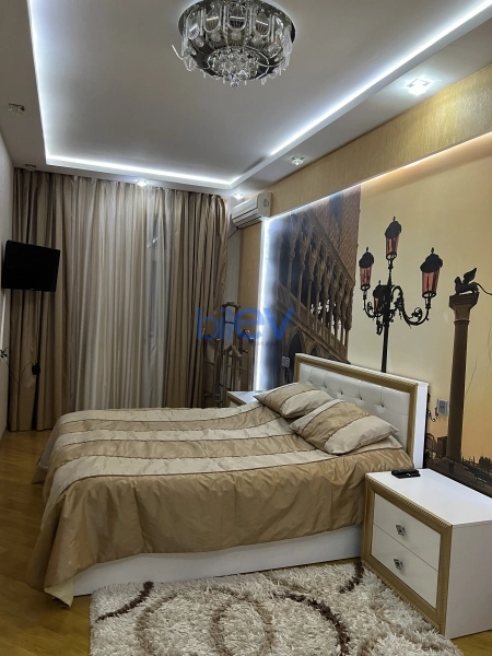 Satış 3 otaqlı Yeni Tikili bina evi  100m², Bakı