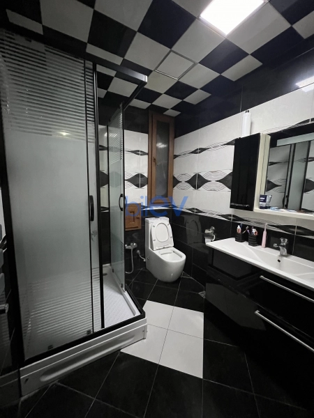 Satış 3 otaqlı Yeni Tikili bina evi  100m², Bakı