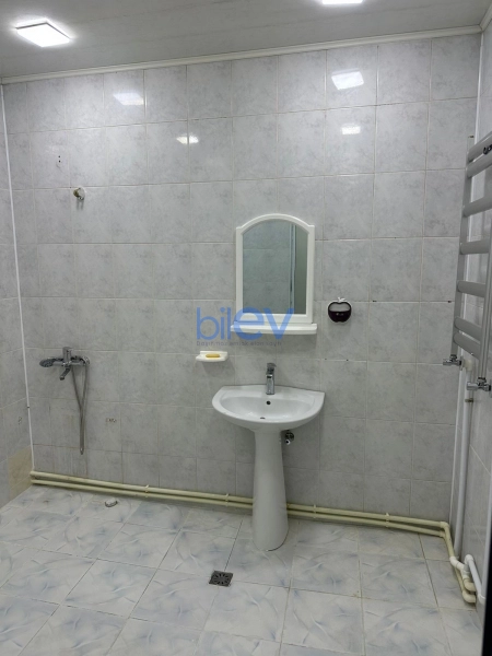 Aylıq Kirayə 2 otaqlı Yeni Tikili bina evi  86m², Bakı