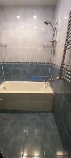 Satış 3 otaqlı Köhnə Tikili bina evi  43m², Bakı