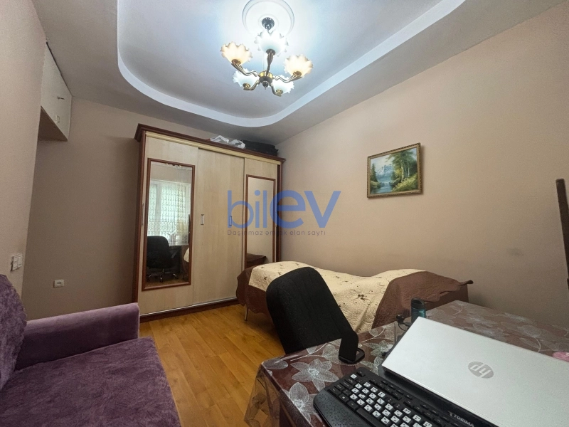 Satış 3 otaqlı Köhnə Tikili bina evi  70m², Gəncə