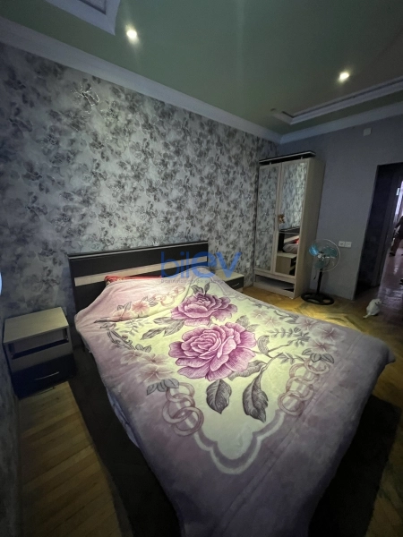 Aylıq Kirayə 2 otaqlı Köhnə Tikili bina evi  48m², Bakı