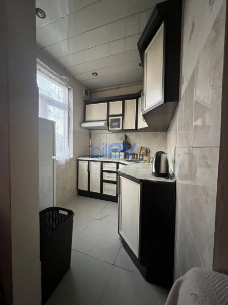 Aylıq Kirayə 2 otaqlı Köhnə Tikili bina evi  48m², Bakı